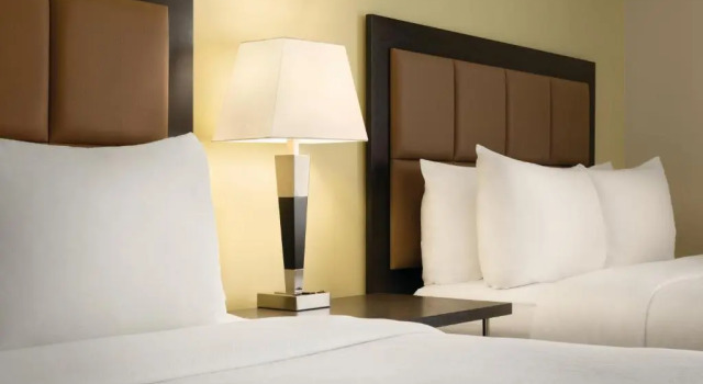 Monolocale quadruplo Park Inn by Radisson, Calgary Airport North, AB