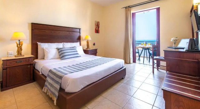 Laza Beach Inn