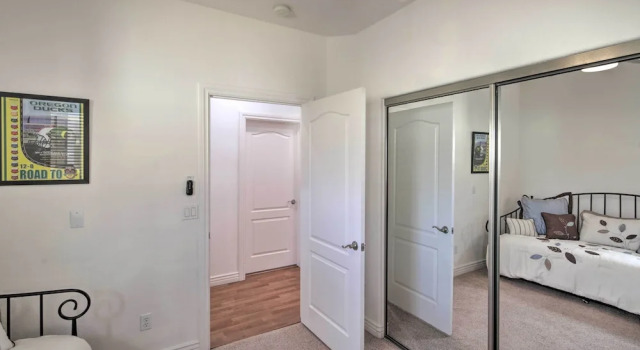 Desert Condo w/ Pool ~ 3 Miles to Colorado River!, Забронировать Апартаменты/квартира Апартаменты Буллхед-Сити, Апартаменты/квартира