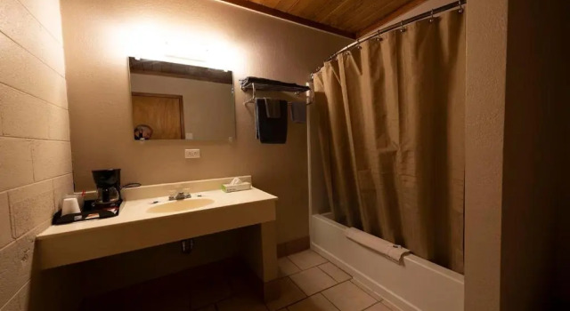 Camera quadrupla Standard Cedar Inn
