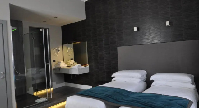 Люкс Place 24 Suites & Wellness
