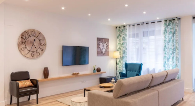 Abando Ii Apartment By Aston Rentals, Rezerwuj Apartament Hotele w Baskonia z parkingiem, Parking