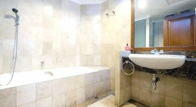 Апартаменты с 4 комнатами с балконом 4BR Cozy Tropical Retreat Penthouse