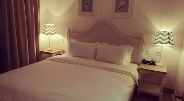 Wanke Shuangyuewan Seaview Apartment