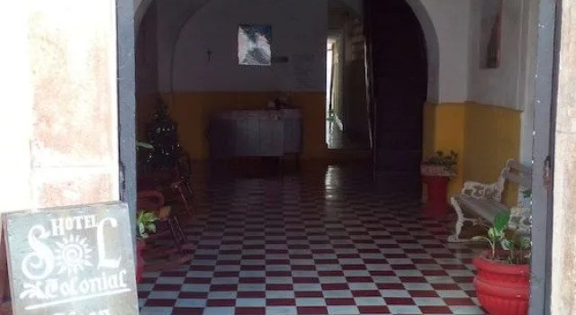 Hotel Sol Colonial, Varaa Hotelli Valladolid Jukatan