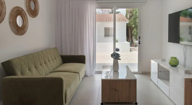 Phaedrus Living Olga Residence, Prenota Appartamento Paphos Paphos, vicino a Pafiako Stadium
