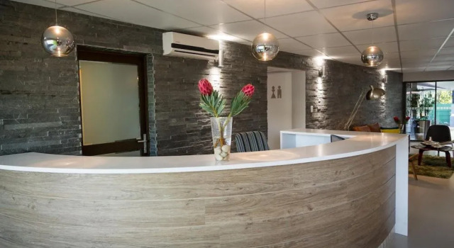 Palm Lodge Guest House, Reservar Casa de hóspedes Bloemfontein Free State, perto de Mediclinic Bloemfontein