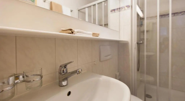 Четырёхместный номер Standard Hotel Edelweiss