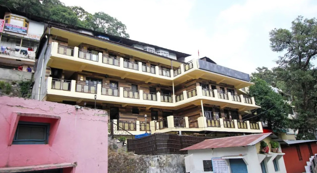 OYO 4111 Hotel Shivraj, Rezervovat Hotel Nainital Uttarakhand