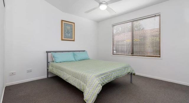 Beach House on Poinciana, Varaa Lomakoti Tallebudgera Queensland