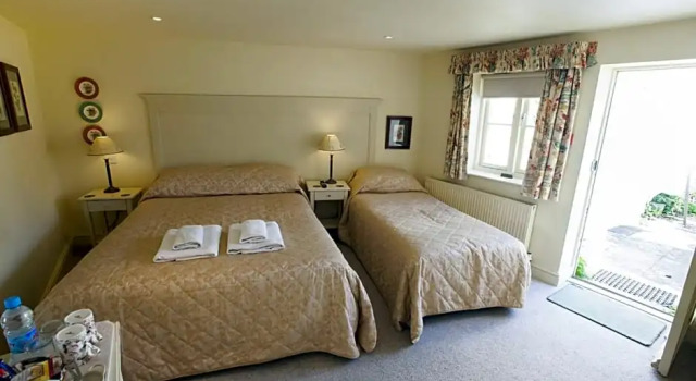 Семейный номер Standard The Talbot Hotel
