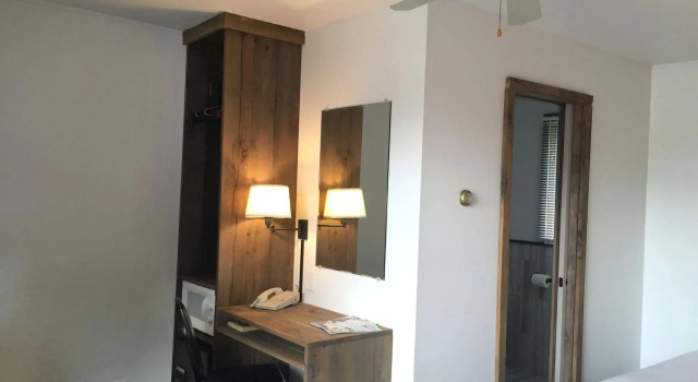 Aqua Aire Inn & Suites, Buchen Sie Hotel Minocqua Wisconsin