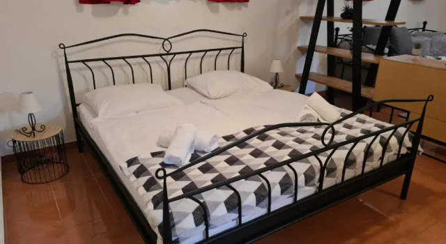 Номер Economy Apartments Puntamika