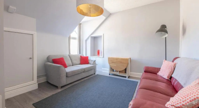 Dryburgh Apartments No2, Забронировать Апартаменты/квартира Отели Инвернесс с парковкой, рядом с Природный заповедник Меркинч, Парковка