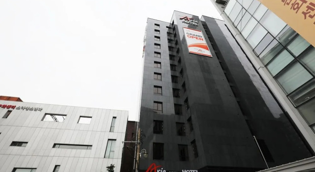 Cheonho Aria Hotel