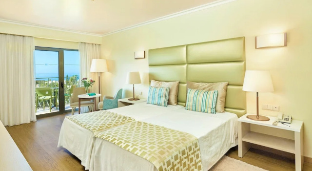 Одноместный номер Deluxe с балконом и с видом на море Hotel Baia Grande