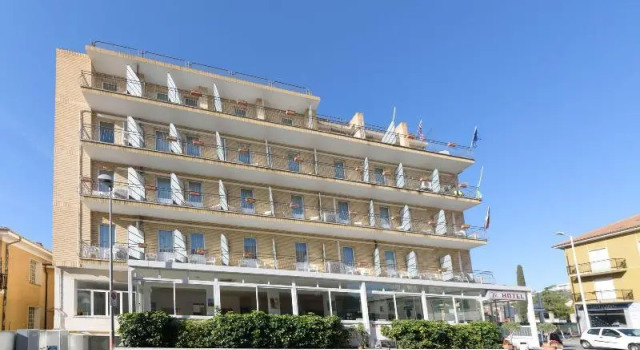 Hotel La Marina