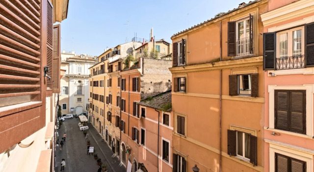 Rome As You Feel Vite Luxury Apartment, Забронировать Апартаменты/квартира Треви Рим, рядом с Посольство США в Риме