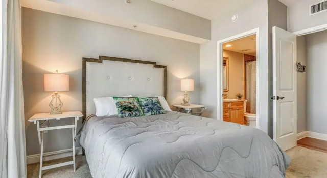 Апартаменты Florida Resort Condo: Walk to Pensacola Beach!