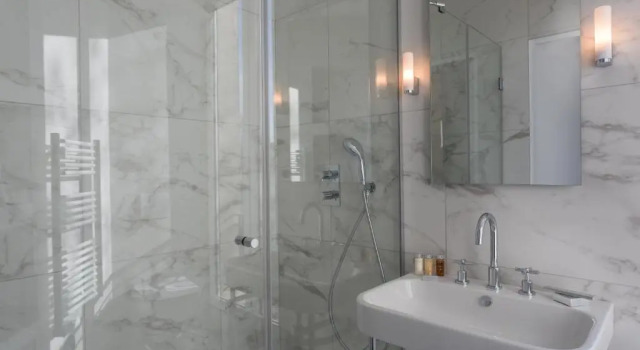 Двухместный room Prestige Comtesse - Вид на Эйфелеву башню с балконом Hôtel La Comtesse