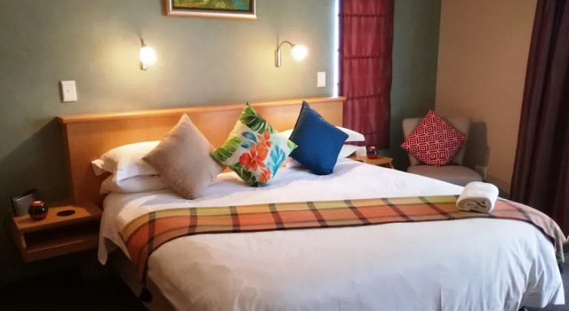Трёхместный номер Standard MAKERERE UNIVERSITY GUEST HOUSE