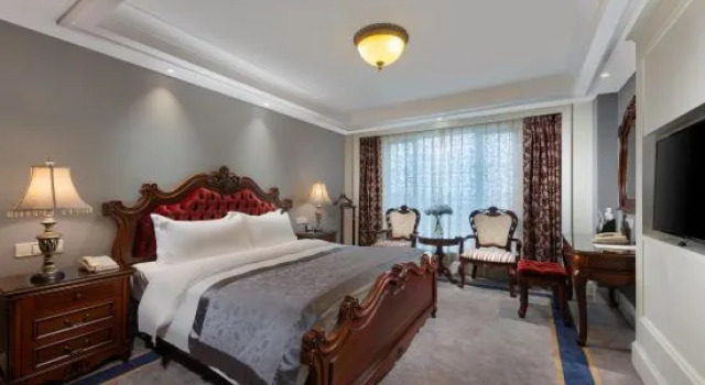 Люкс Friendship Hotel