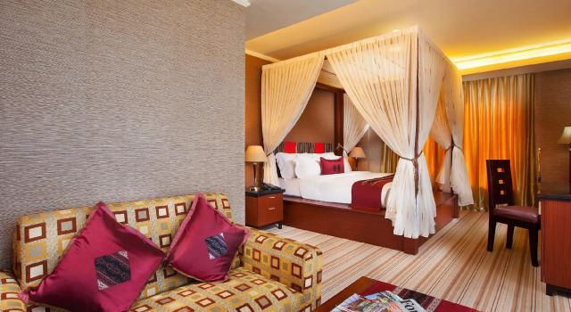 Полулюкс Lion Hotel & Plaza Manado