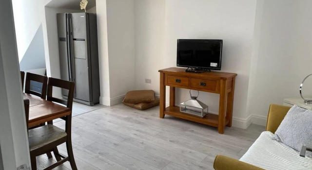 Modern Apartment in Nice Area in South London, Varaa Huoneisto Asunnot kohteessa Merseyside, Huoneisto