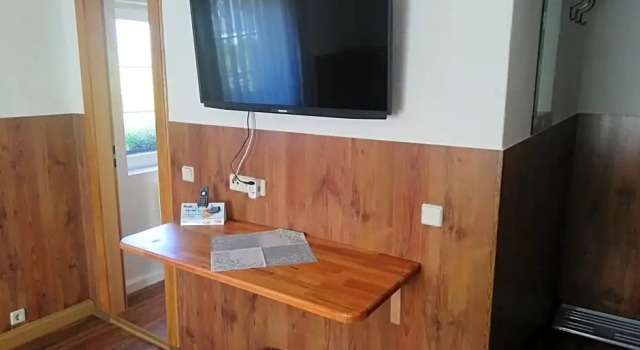 Апартаменты Landhotel Waldschlößchen mit Gaststube
