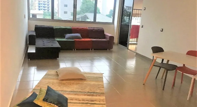 Appart 4p Meubles, Boek Appartement Marcory 