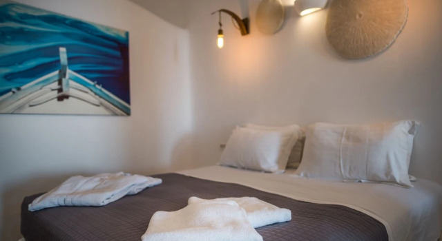 Angel Luxury Suites, Забронировать Гостевой дом Гостевые дома Тиры, рядом с Католический кафедральный собор, Гостевой дом