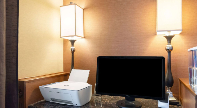 Best Western Columbia Inn, Rezerwuj Hotel Hotele w Kentucky z parkingiem, Parking