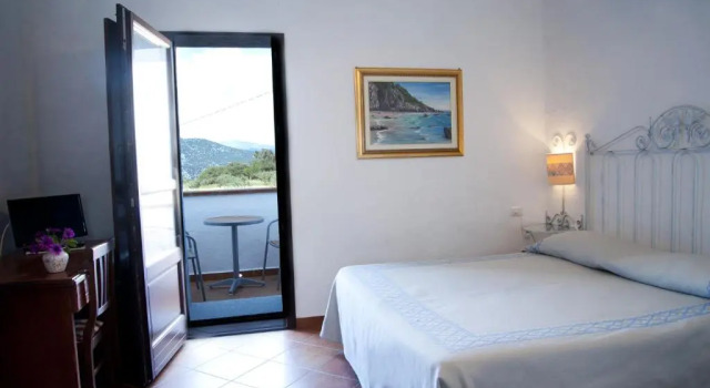 Двухместный номер Standard с балконом Turismo Rurale Belvedere Pradonos
