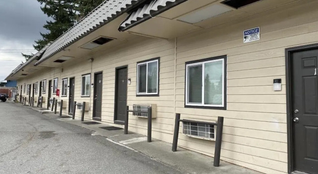 Farwest Motel, Rezerwuj Motel Hotele w Everett z parkingiem, Parking