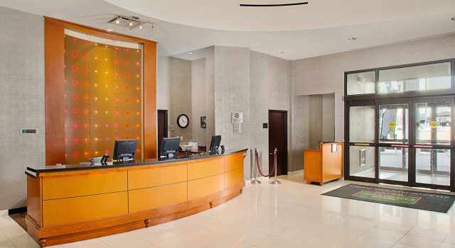 Courtyard by Marriott Atlantic City Beach Block, Забронировать Отель Отели Атлантик-Сити с парковкой, рядом с Казино Bally's Atlantic City, Парковка