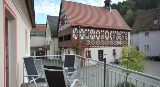 Gästehaus am Rathausplatz, Prenota Hotel Wirsberg Foresta Francone
