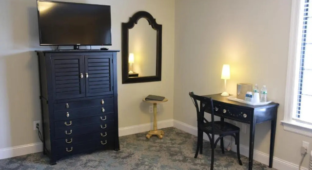 Двухместный номер Standard Southampton Inn
