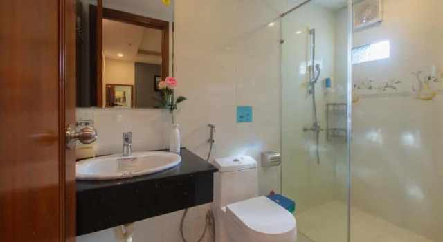 Трёхместный номер Deluxe Canary Nha Trang Hotel