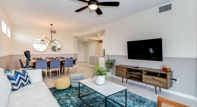 3 Bedroom Condo @ Storey Lake