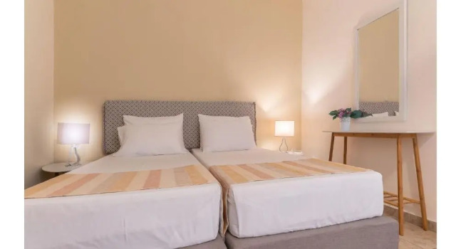 Номер Standard с видом на бассейн Majestic Hotel