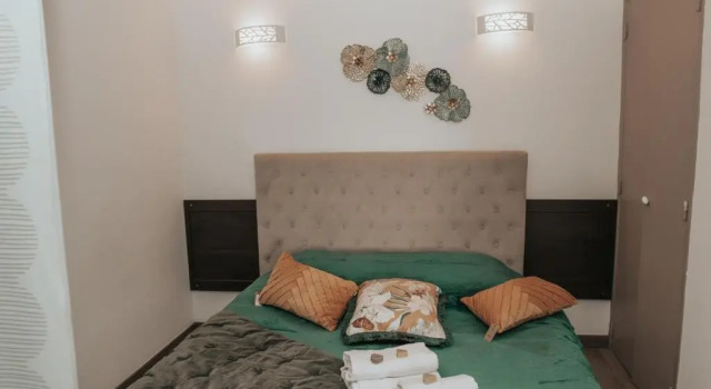 Grand studio, vue mer centre ville carte parking