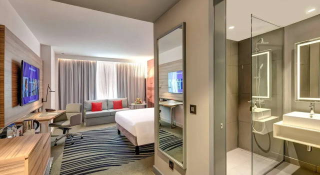 Двухместный номер Standard с видом на город Отель Novotel Sharjah Expo Center