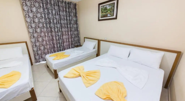 Семейный номер Standard с балконом Hotel Vila Misiri
