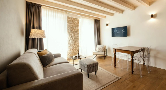Il Vicolo Suite Apartments - Il Corso, Забронировать Апартаменты/квартира Тиньяле озеро Гарда