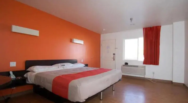 Howard Johnson Inn Victorville, Buchen Sie Hotel Victorville Kalifornien