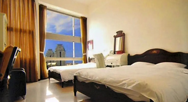 Четырёхместный номер Standard Blue River Hotel
