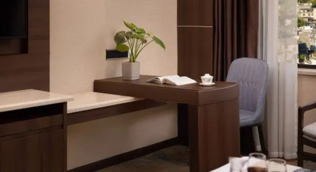 Двухместный люкс Deluxe Xiangxi Grand Hotel