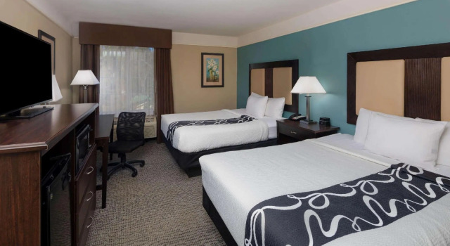 Четырёхместный номер Standard La Quinta by Wyndham Savannah Airport - Pooler