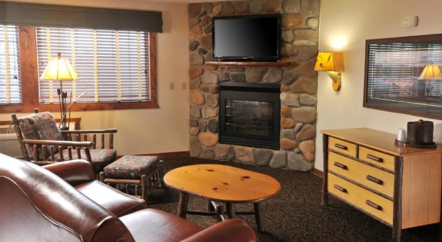 Люкс Cedar Creek Hotel Wausau - Rothschild