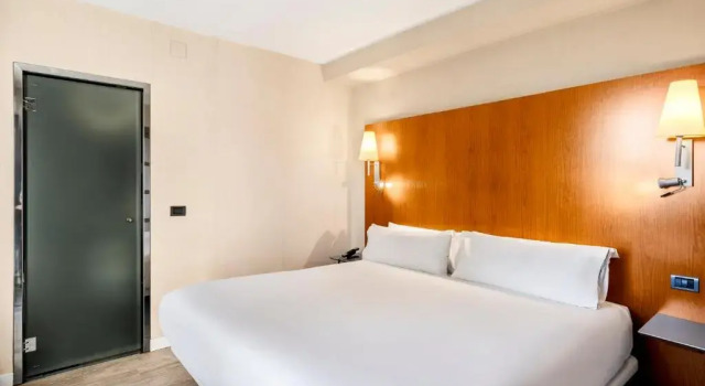 Семейный номер Standard B&B HOTEL Zaragoza Los Enlaces Estación